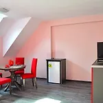 Visito Aparthouse