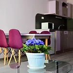 Visito Aparthouse